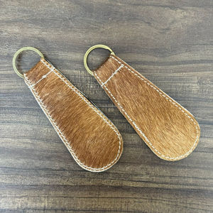 Hot Sale Fashion for Travel Women Hats Clip Holder Personalized Genuine Leather Golf Hat Holder <b>Strong</b> Cowhide <b>Magnetic</b> Hat Clip - Product Image 5