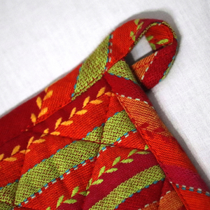 Meilleures ventes : Nouveaux maniques de four et dessous de plat en toile 100% coton et coton recyclé, avec design jacquard et technique de tissage, pour la cuisine - Product Image 4