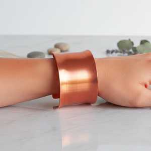 Modern Sculpted <b>Copper</b> Cuff Bracelet Wide Open <b>Bangle</b> Contemporary Artisan Jewelry Bold Fashion Gift For Women - Product Image 2