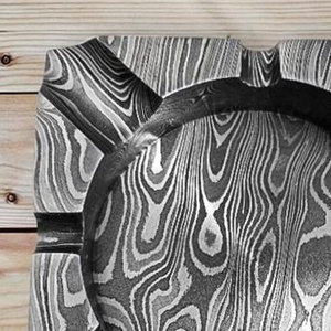 Cenicero Artesanal de Acero de Damasco, Cenicero Metálico Hecho a Mano, Cenicero Decorativo Resistente al Óxido, Regalo para Fumadores - Product Image 6