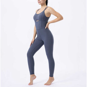 Ensemble de yoga pour femmes le plus vendu, ensemble de yoga pour femmes de qualité supérieure, ensemble de yoga pour femmes en gros pour adultes avec services OEM de qualité supérieure - Product Image 3