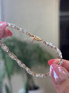 Pulsera de tenis de oro de 14k con diamantes de laboratorio de talla Asscher geométrica, certificada por IGI, 5.85 ct, de lujo, para mujer, aniversario - Product Image 4