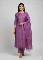MATIÈRE PREMIÈRE SOIE VIOLETTE POUR LA CONFECTION DE SAREES/SARI/SHARI MODERNE EN LONGUEUR TERRAINE POUR MARIAGES, FÊTES ET CÉRÉMONIES DE DÉGAGEMENT - SÉCHAGE RAPIDE ET INFRÉMPLISSABLE