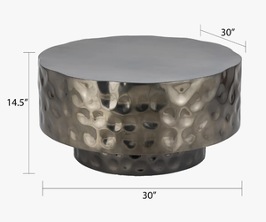 Mesa de Centro Moderna Hecha a Mano con Diseño Martillado Antiguo para un Espacio de Vida Lujoso - Product Image 4