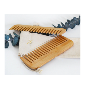 Peigne en bambou naturel artisanal, peigne à cheveux en bois écologique pour démêler et soigner les cheveux - Product Image 3