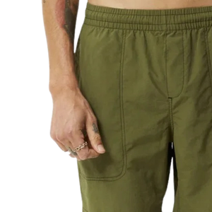 Shorts décontractés pour hommes, taille élastique, poches latérales, poche arrière à rabat, coupe décontractée, ourlet ouvert, vente en gros personnalisée, fabricant OEM, fournisseur - Product Image 2