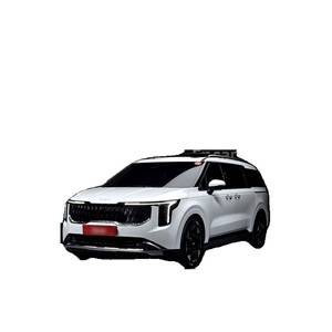 Para Kia Carnival HEV de 7 Plazas, Modelo Signature Abril 2024, con 30,988 km, Caja de Cambios Automática, Asientos de Cuero, Cámara Trasera - Product Image 1