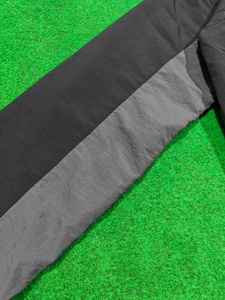 Two Tone Color Embroidery Lightweight Polyester Windbreaker Waterproof and Water Resistant Men's Jacket for Rain Protection - Product Image 2