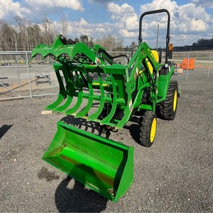 Entrega Rápida, Tractor John Deere 2038R, Tractor Compacto Utilitario 4x4 con Transmisión Automática, Listo para las Necesidades Agrícolas Profesionales - Product Image 2