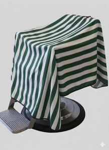 Bata de Barbero Impermeable de Poliéster Verde con Detección de Agujas y Fusión sin Costuras Unisex - Product Image 2