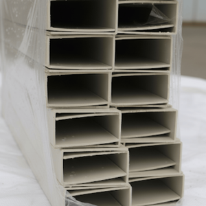 Barre en U en polypropylène de qualité supérieure résistante aux chocs pour les réservoirs de produits chimiques industriels, les systèmes de galvanoplastie et le stockage de PP à usage intensif - Product Image 3