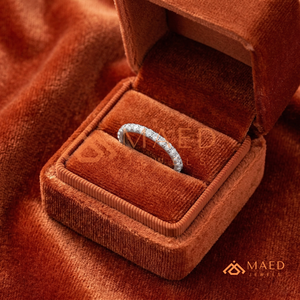 แหวนเพชรโมอิสซาไนต์เงินแท้ 925 หรูหรา ประดับเพชรเต็มวง สำหรับผู้หญิง แหวนแต่งงาน แหวนหมั้น แหวนครบรอบแต่งงาน ระยิบระยับ - Product Image 2