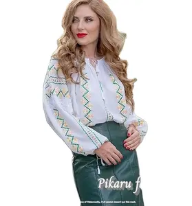 爆炸性外国女式运动衫刺绣热优雅奢华度假嬉皮士波西米亚束腰外衣