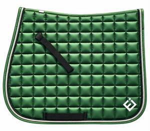 Sudadero Cuadrado Acolchado Verde Multiusos con Ribete Blanco y Correa de Sujeción para Caballo - Product Image 1