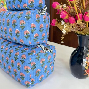 3-Piece Quilted Cotton Cosmetic Bag Set Blue Floral Embroidered Vintage Style Medium Size Multi-Function Zipper Closure - Product Image 6