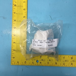 AMAT 0010-21259 Assy, สวิตช์ควบคุมอุณหภูมิ, 141994 - อุปกรณ์และอะไหล่เซมิคอนดักเตอร์ระดับโลกที่เชื่อถือได้ - Product Image 1