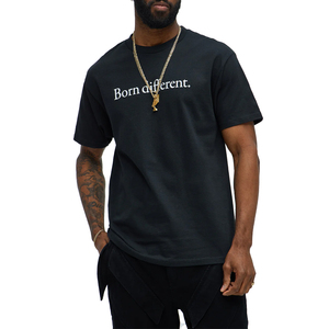 Camiseta de Manga Corta para Hombre Born Different, Cuello Redondo, Algodón Jersey, Negra, Corte Regular, Diseño Casual con Letras Estampadas en la Parte Delantera - Product Image 1