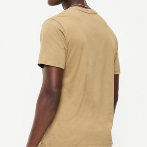 เสื้อยืดโอเวอร์ไซส์ผู้ชายผ้าโพลีเอสเตอร์ 100% แบบสั่งทำพิเศษ เนื้อผ้านุ่ม ระบายอากาศได้ดี แห้งเร็ว รับผลิตแบบ OEM ODM - Product Image 6