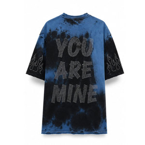 เสื้อยืดผู้ชายไซส์ใหญ่ลายมัดย้อม แขนสั้น คอกลม พิมพ์ลายตัวอักษร สไตล์สตรีท ประดับเพชร - Product Image 3