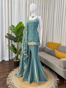 Ensemble élégant de kurta, sharara et dupatta pour mariage et occasions festives, dernière tenue ethnique, ensemble de costume en soie Fendy 3 pièces pour femmes - Product Image 2