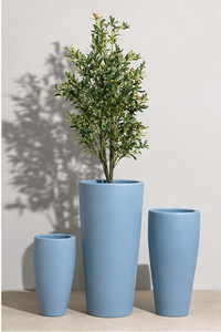Ensemble de vases modernes en fibre de verre avec trous de drainage - Écologiques et durables, jardinières minimalistes pour la décoration intérieure - Product Image 3