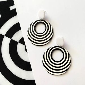 Pendientes de Resina Hechos a Mano, Joyería de Resina Epoxi, Pendientes Colgantes, Artesanía Clásica para Fiestas, para Mujer - Product Image 4