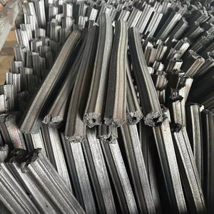 Briquettes de charbon de bois de sciure de bois dur 100% naturelles, forme hexagonale, faible fumée, faible teneur en cendres, 7000-8000 Kcal/kg, pour barbecue et usage commercial - Product Image 1