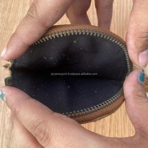 Gran oferta de monedero de cuero genuino con estampado de animales y pelo con llavero de borla, monedero con cremallera de cuero de vaca de forma redonda - Product Image 5