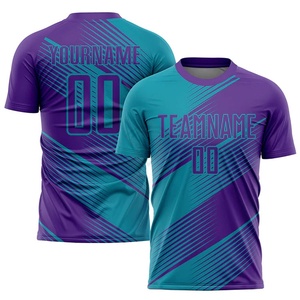 Ensemble d'uniformes de football personnalisés sublimés, design géométrique violet et turquoise, tissu respirant, col rond, manches courtes - Product Image 6