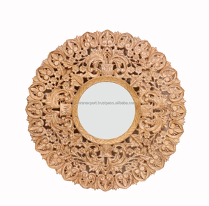 Miroir en bois élégant au design simple mais élégant, idéal pour toute maison contemporaine - Product Image 4