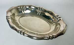 Assiette ovale italienne en acier inoxydable poli miroir, qualité alimentaire, personnalisable, pour servir les aliments sur table de fête - Product Image 4