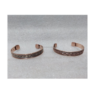 Auténtico brazalete ajustable de cobre puro con acabado rústico chapado en cobre antiguo, elegante y moderno para uso diario, joyería étnica para hombres. - Product Image 1