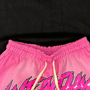 Ensembles de t-shirts streetwear sur mesure, impression DTG / sérigraphie, coton, effet délavé soleil, shorts d'été pour hommes - Product Image 2