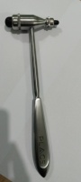 Marteau de réflexes à percussion médical personnalisé (manuel) en acier inoxydable allemand - Classe I pour usage neurologique