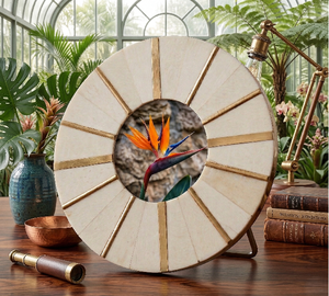 Cadre photo rond 3x3 en os sculpté à la main avec laiton, cadre de table ovale vintage en résine fait main, cadres suspendus avec chevalet - Product Image 3