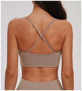 Ensemble de yoga 2 pièces pour femmes, vente en gros personnalisée, extensible dans quatre directions, soutien-gorge de sport sans couture et leggings élastiques taille haute - Product Image 5