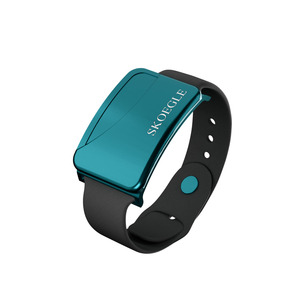 Pulsera Inteligente con Rastreador GPS SKOEGLE para Niños y Adultos Mayores, Botón SOS, Batería Recargable, Rastreo en Tiempo Real, Navegación GPS - Product Image 2