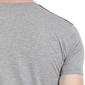 Camiseta de Algodón Premium para Hombre |   Camiseta Heather Grey Obsidian y Crimson Color Block |   Ropa Deportiva Urbana para Gimnasio, Cuello Redondo, Estilo Atlético - Product Image 5