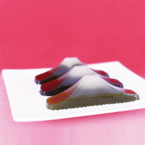 Prix Exceptionnels Qualité Premium Mt. Yokan en forme de Fuji au thé vert de Shizuoka 30g – Confiserie traditionnelle Wagashi, gelée - Product Image 3