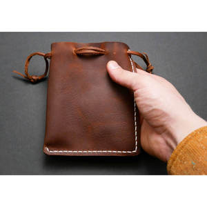 Bolsa de Dados de Cuero Hecha a Mano, Forma Cuadrada, Cierre con Cordón, Estilo Minimalista, para Guardar Dados, Uso Adulto - Product Image 1
