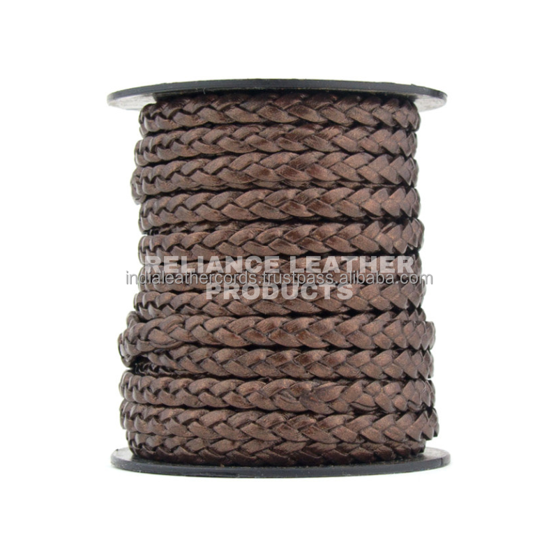 สีน้ำตาลอ่อน