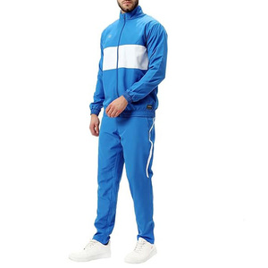 Conjunto Deportivo Informal con Capucha y Cierre, Forro Polar y Opciones Personalizadas - Product Image 3