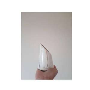 Jarrón de Flores Hecho a Mano con Cuerno de Búfalo Antiguo, Decoración para el Hogar con Diseño Rústico - Product Image 5