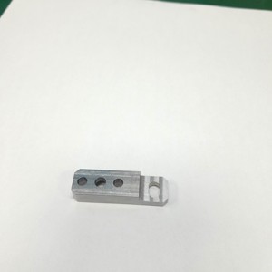 การกัดชิ้นส่วนไทเทเนียมด้วยเครื่อง CNC ในเวียดนาม - Product Image 4