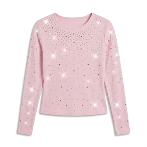 Chemise pour femme avec embellissement personnalisé en strass, texture tricotée lisse, haut court, manches longues, coupe ajustée, logo brodé ton sur ton - Product Image 3