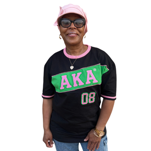 Camiseta Deportiva AKA Premium Jersey Negra, Verde y Rosa de Manga Corta para Mujer, Estilo Griego Informal - Product Image 2