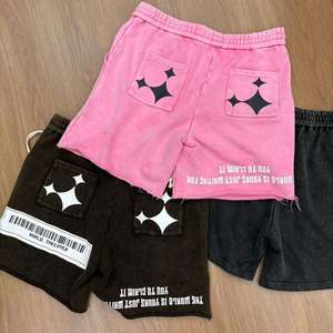 Shorts vintage personnalisés pour hommes, effet délavé, ourlet roulé, 100 % coton, motif uni, taille mi-haute, respirant, tricoté, avec cordon de serrage orné de strass - Product Image 2