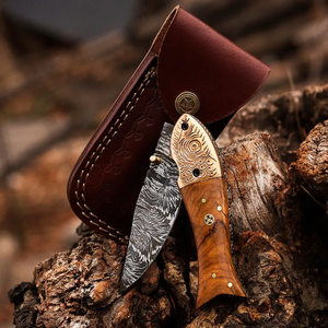 Couteau de poche pliant artisanal en acier Damas de qualité industrielle, lame tranchante en acier à haute teneur en carbone, manche en bois de rose, EDC, camping, chasse, OEM - Product Image 4