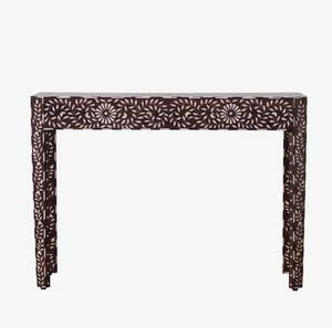 Una moderna mesa consola con incrustaciones de hueso marrón que muestra un patrón geométrico de mosaico, disponible a precios de mayorista. - Product Image 3