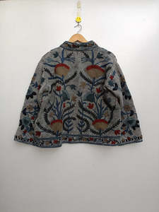 Nouvelle veste en tissu Tnt avec broderie Suzani faite à la main, manches longues, vêtements ethniques indiens pour femmes, vêtements de mode artisanaux - Product Image 2